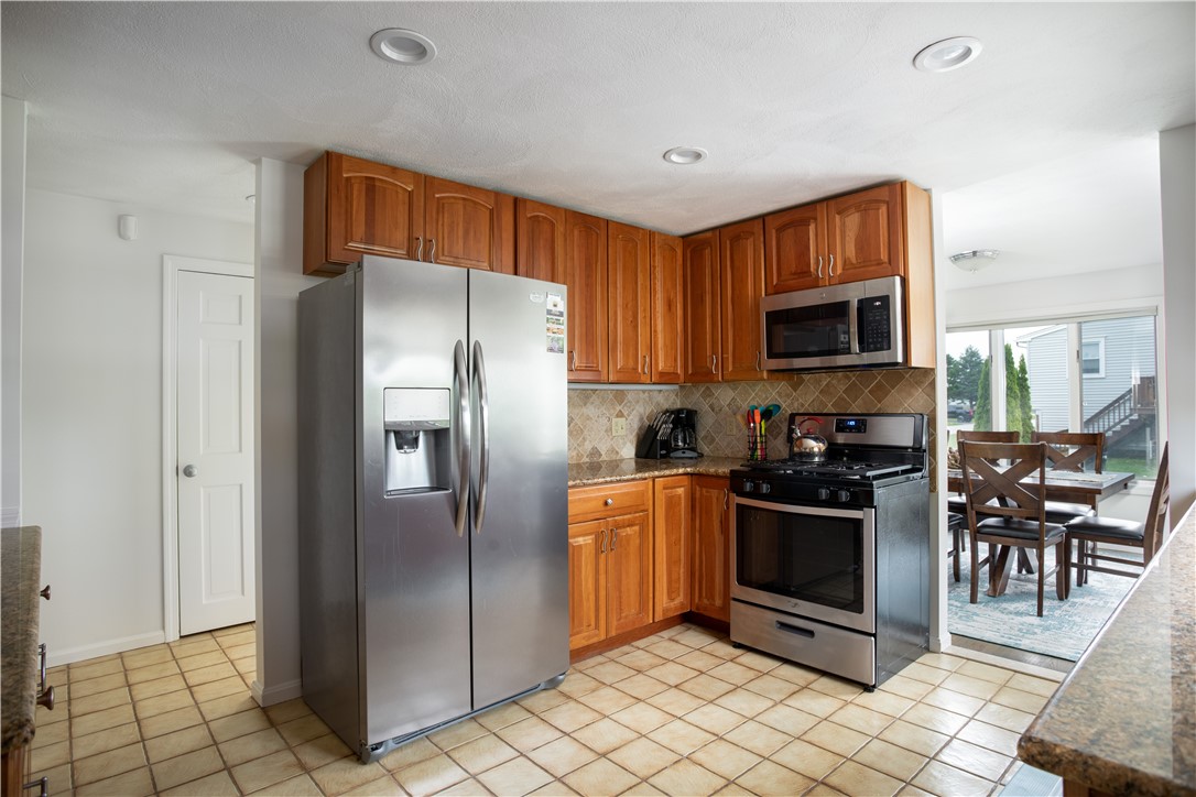 2 Bristol Road Narragansett, RI 02882 - Photo 21 of 40