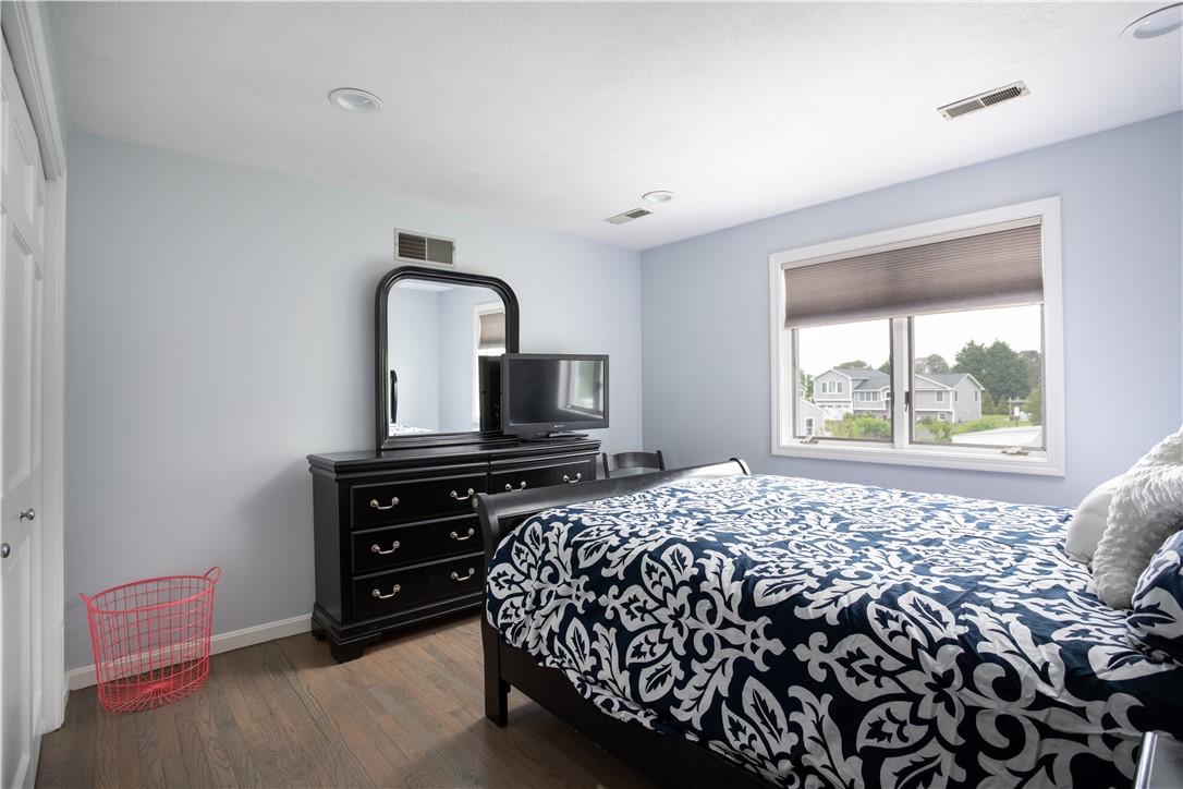 2 Bristol Road Narragansett, RI 02882 - Photo 35 of 40