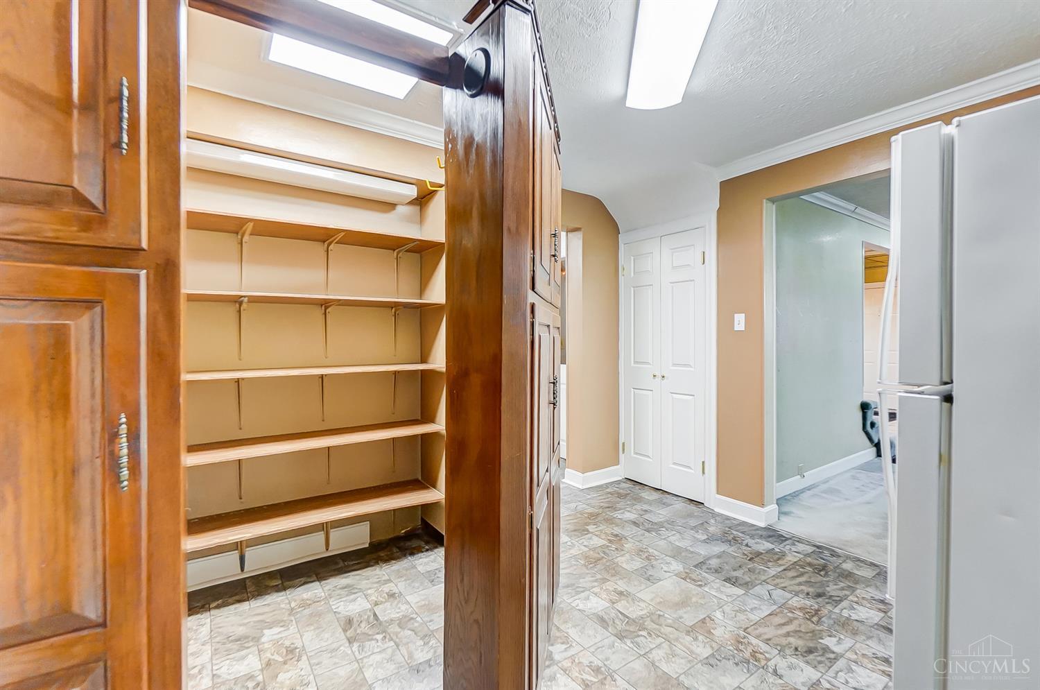 895 Pontius Road Cincinnati, OH 45233 - Photo 32 of 58