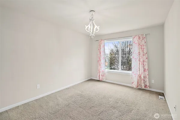 $1,099,950 | 6415 Silent Creek Avenue Southeast, Snoqualmie, WA 98065