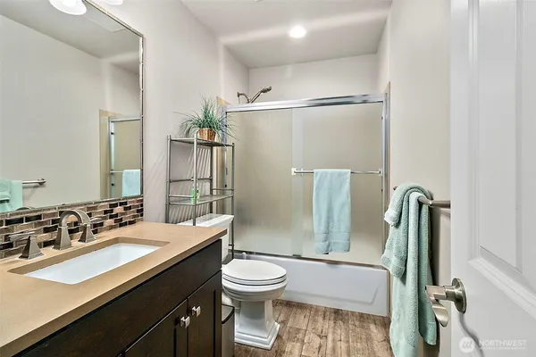 $1,099,950 | 6415 Silent Creek Avenue Southeast, Snoqualmie, WA 98065