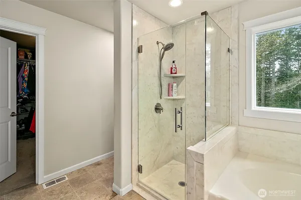 $1,099,950 | 6415 Silent Creek Avenue Southeast, Snoqualmie, WA 98065