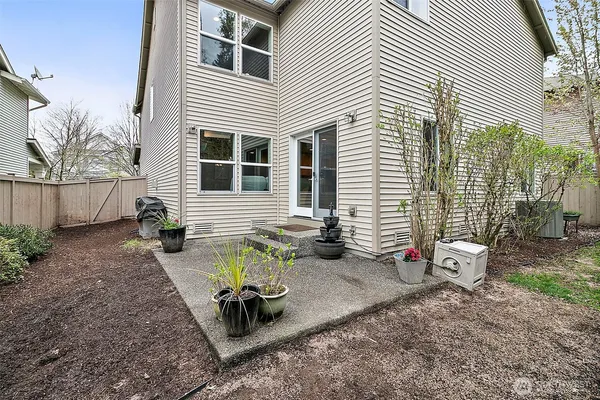 $1,099,950 | 6415 Silent Creek Avenue Southeast, Snoqualmie, WA 98065