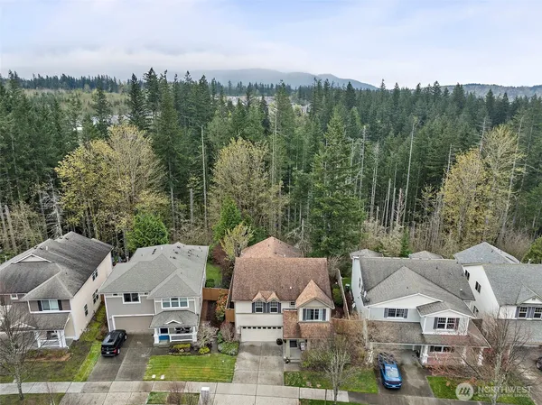 $1,099,950 | 6415 Silent Creek Avenue Southeast, Snoqualmie, WA 98065