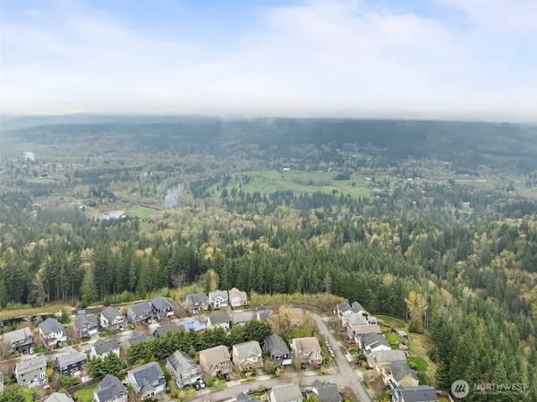 $1,099,950 | 6415 Silent Creek Avenue Southeast, Snoqualmie, WA 98065