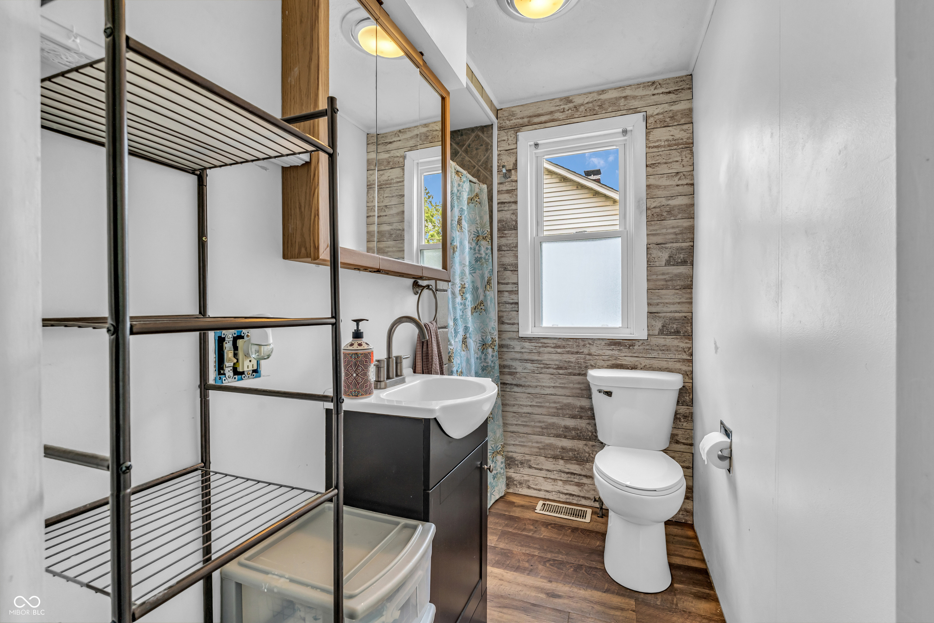 2816 16th Street Columbus, IN 47201 - Photo 14 of 21