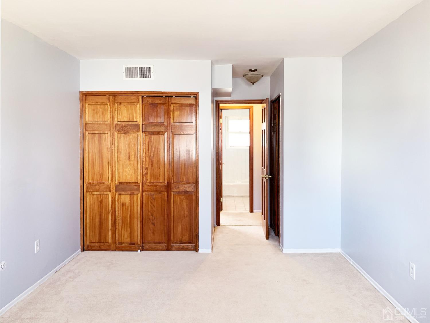 160 Evergreen Road, Unit 11B Edison, NJ 08837 - Photo 10 of 17 Gallery Image 10