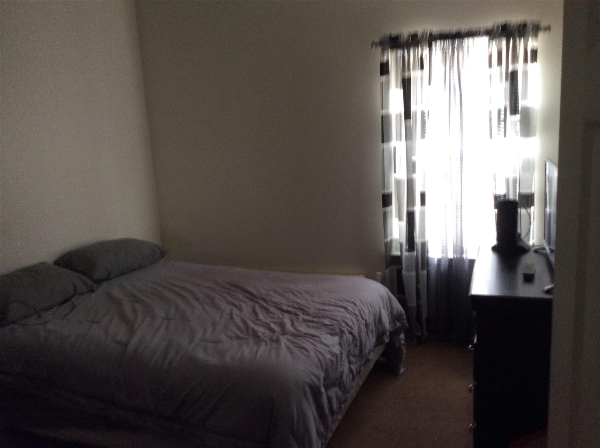 10441 Wicklowe Street Houston, TX 77016 - Photo 21 of 32 Master Bedroom Duplex A