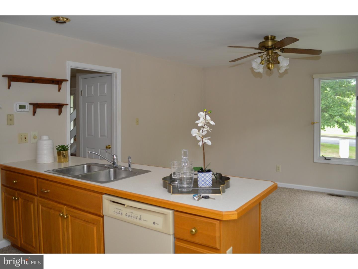 318 Fox Run Exton, PA 19341 - Photo 13 of 21 Family Room