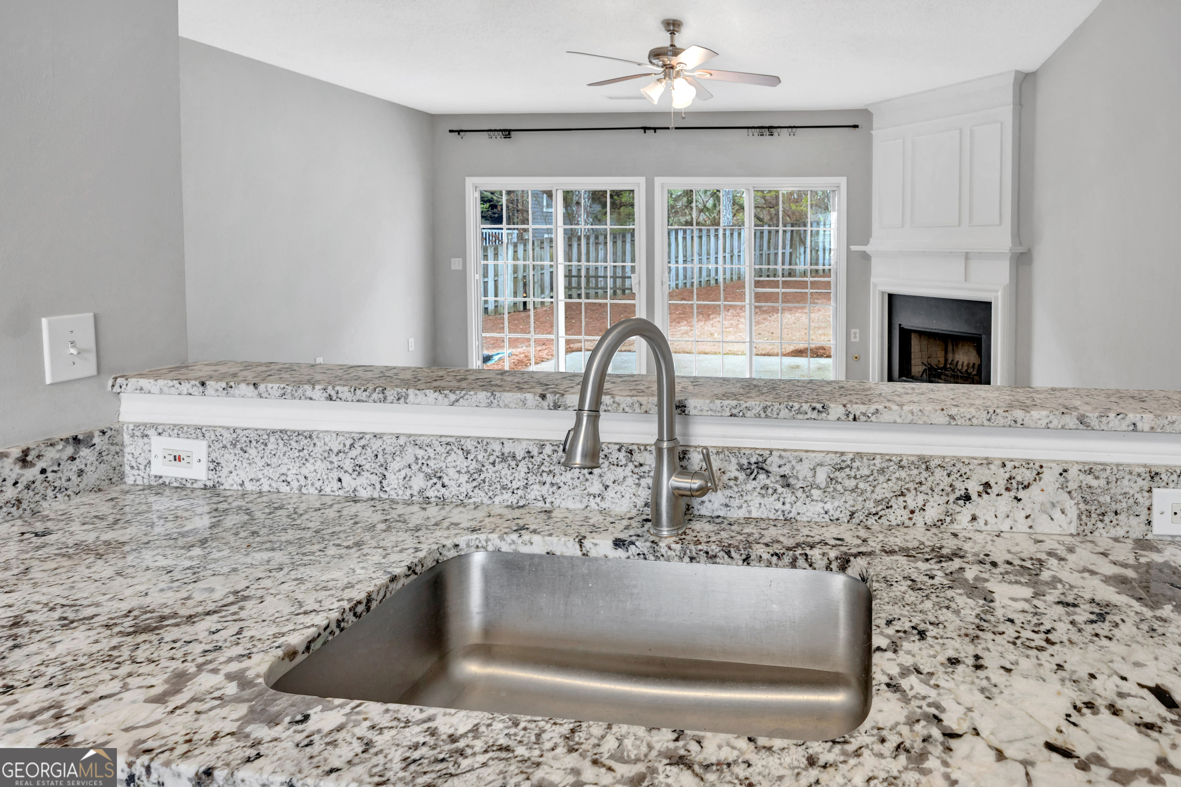 4147 Howell Park Road Duluth, GA 30096 - Photo 11 of 34