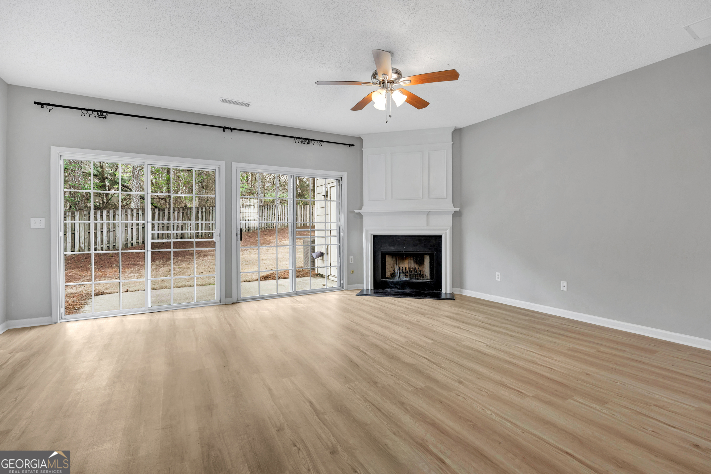 4147 Howell Park Road Duluth, GA 30096 - Photo 15 of 34