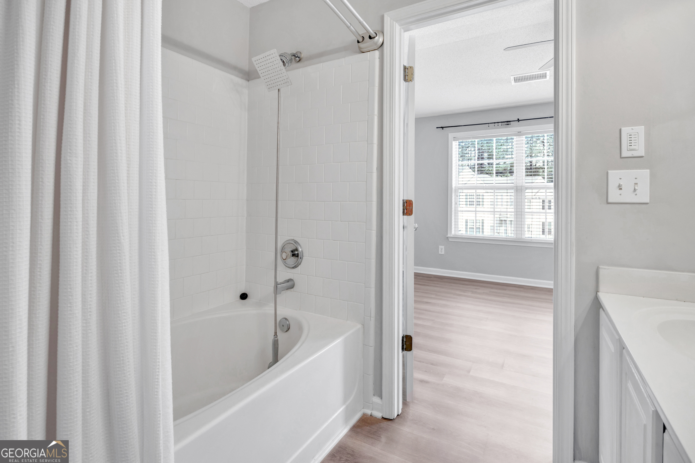 4147 Howell Park Road Duluth, GA 30096 - Photo 27 of 34