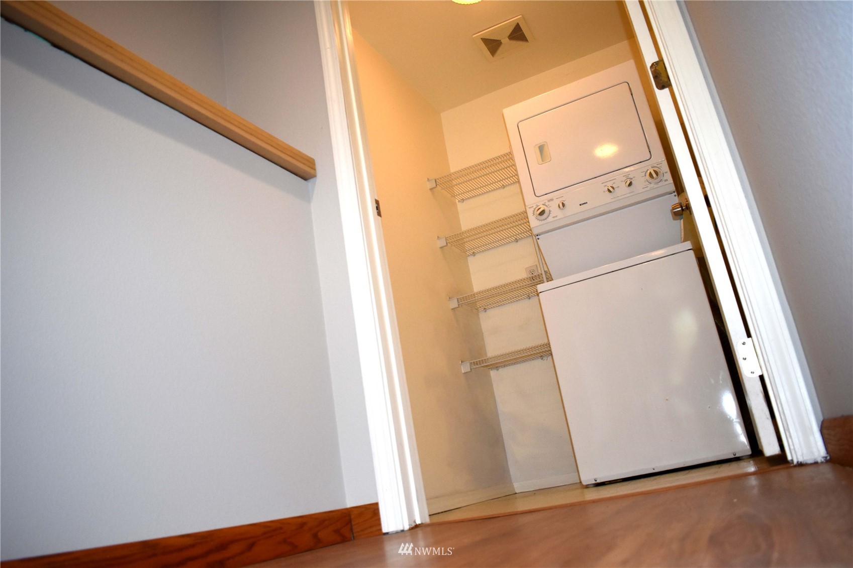 1520 228th Street Southeast, Unit 1C Bothell, WA 98021 - Photo 8 of 14 Gallery Image 8