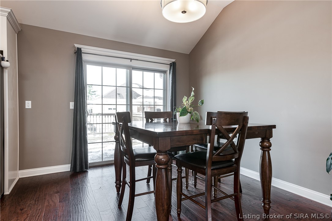 2015 Andres Way Floyds Knobs, IN 47119 - Photo 12 of 40