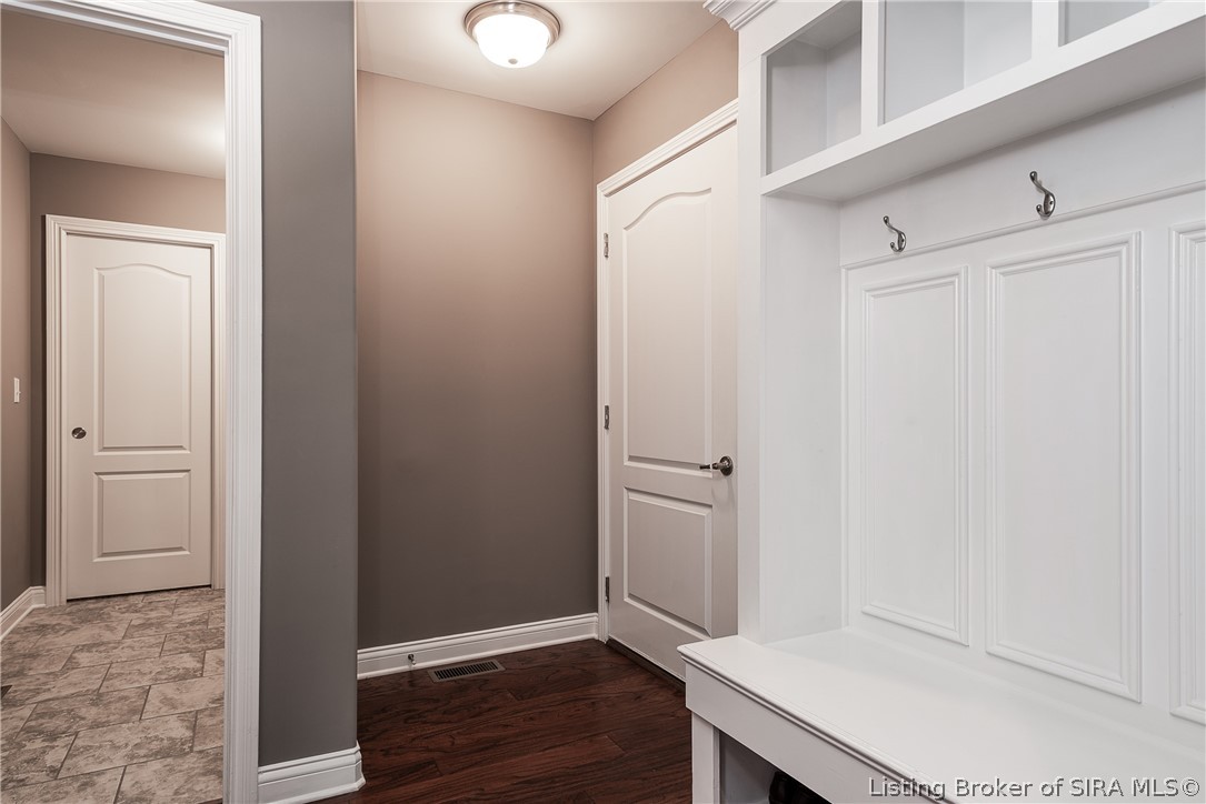 2015 Andres Way Floyds Knobs, IN 47119 - Photo 14 of 40