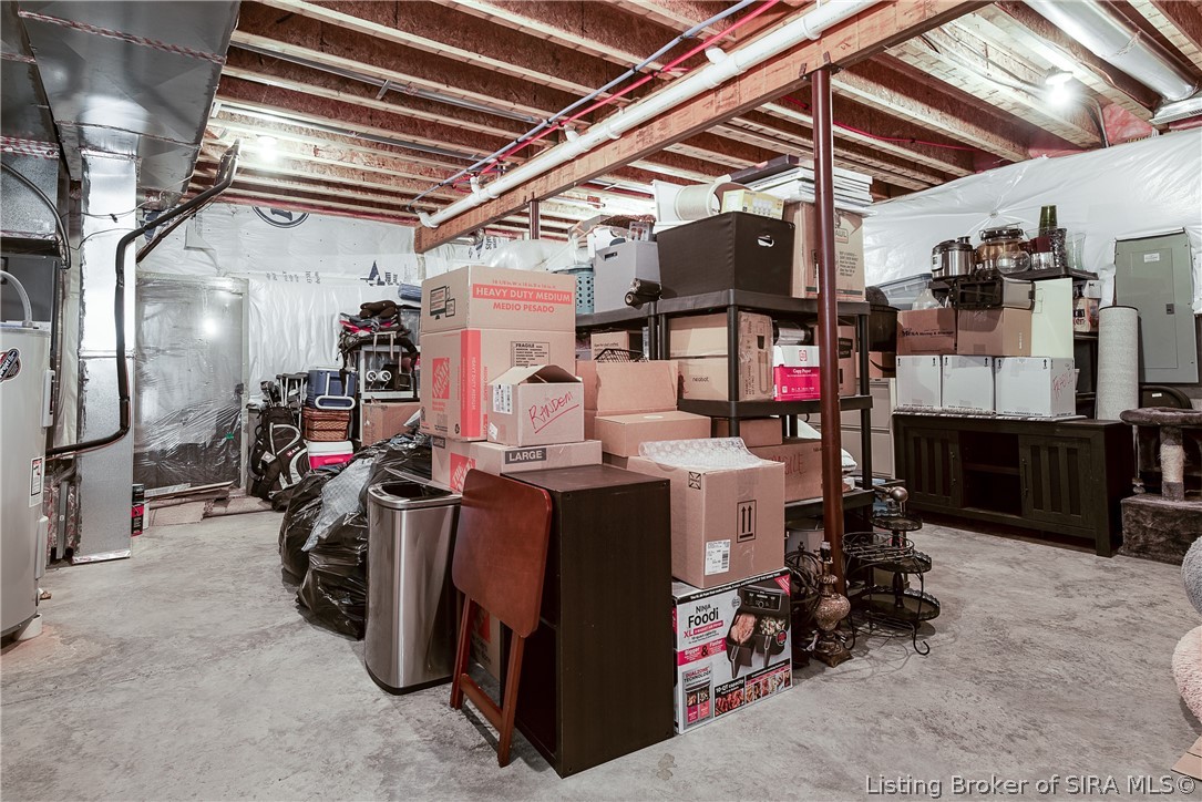 2015 Andres Way Floyds Knobs, IN 47119 - Photo 33 of 40