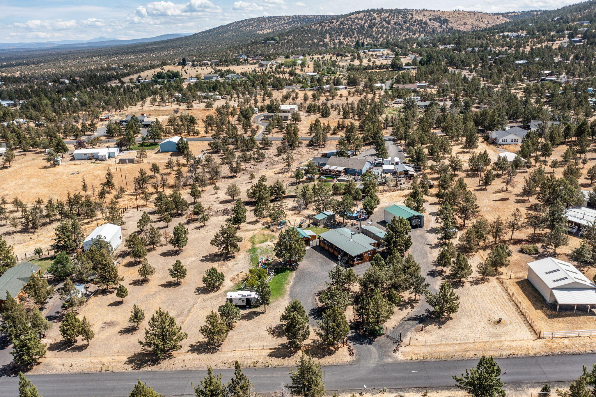 6747 Southeast Mark Road Prineville, OR 97754 - Photo 34 of 37 2024_08_20_6747_se_mark_road_prineville-