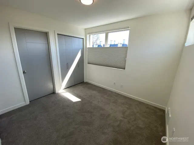 $4,600 | 811 Northwest 50th Street, Seattle, WA 98107