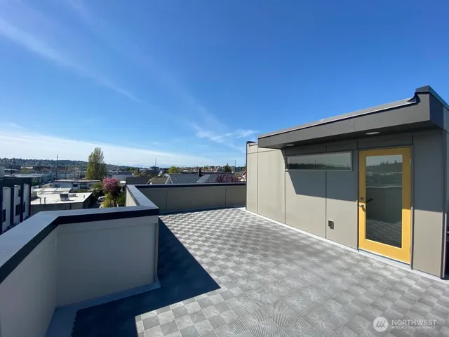 $4,600 | 811 Northwest 50th Street, Seattle, WA 98107