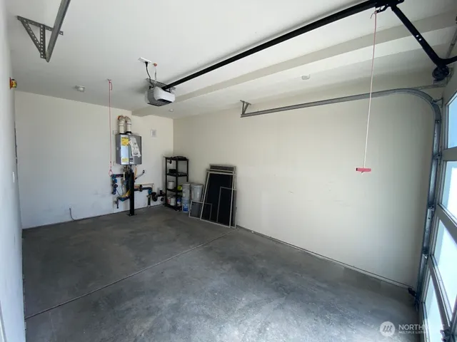 $4,600 | 811 Northwest 50th Street, Seattle, WA 98107