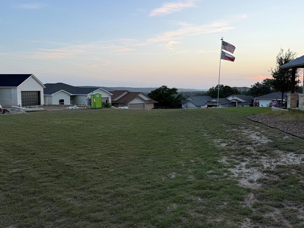 306 Vantage Circle Kerrville, TX 78028 - Photo 2 of 7