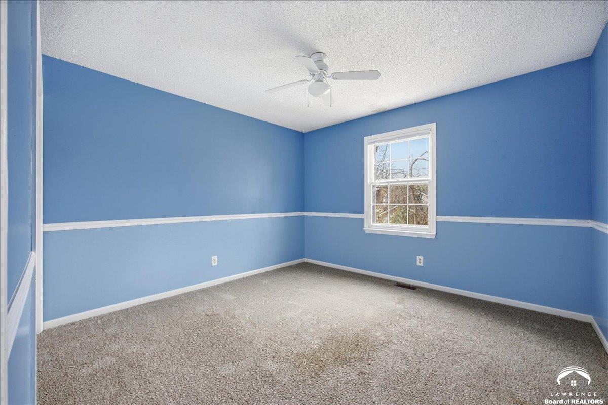 2127 Rhode Island Street Lawrence, KS 66046 - Photo 18 of 25