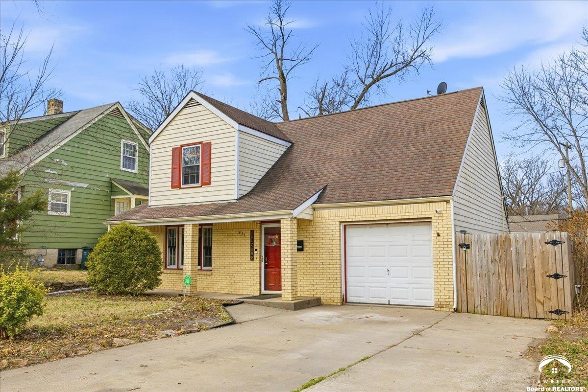 2127 Rhode Island Street Lawrence, KS 66046 - Photo 2 of 25