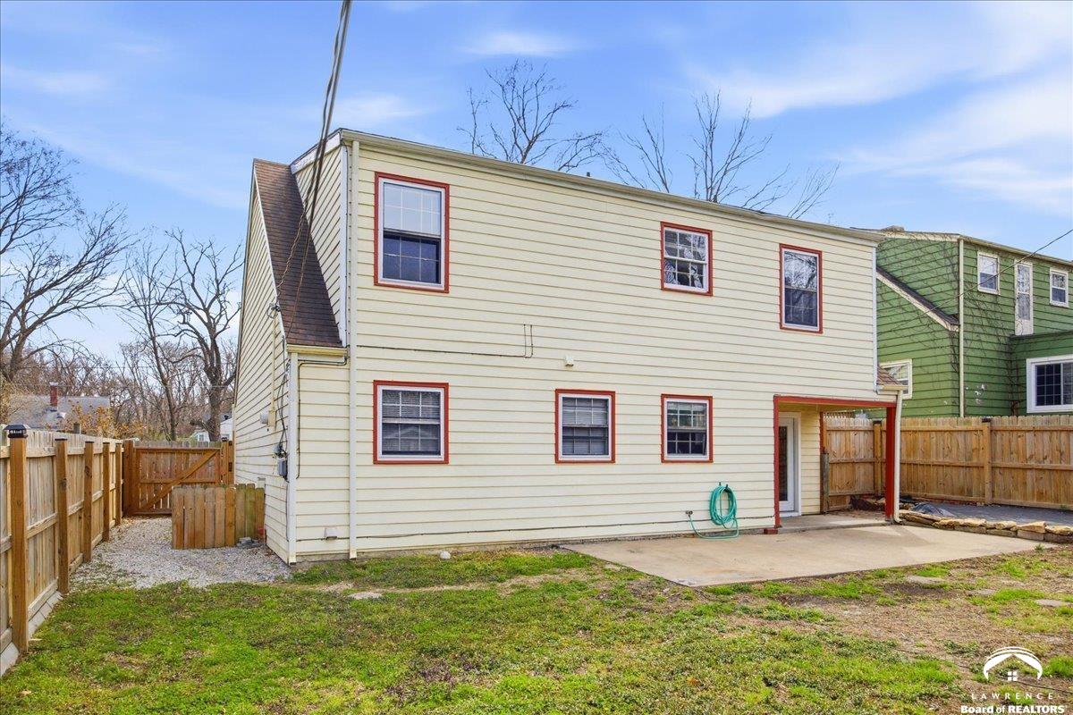 2127 Rhode Island Street Lawrence, KS 66046 - Photo 24 of 25