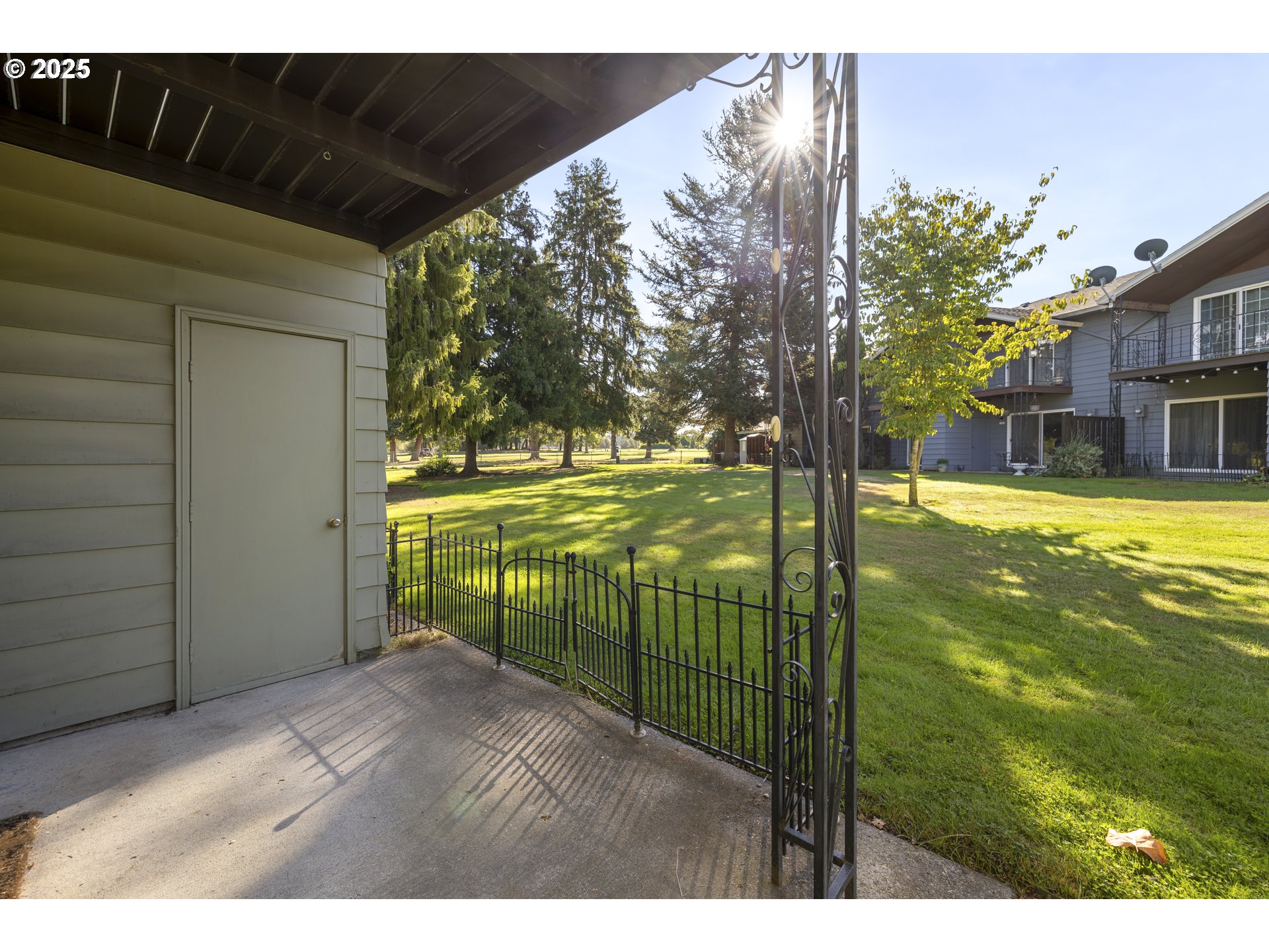 1418 Northeast Hogan Drive Gresham, OR 97030 - Photo 32 of 43 a view of a yard with an outdoor seating