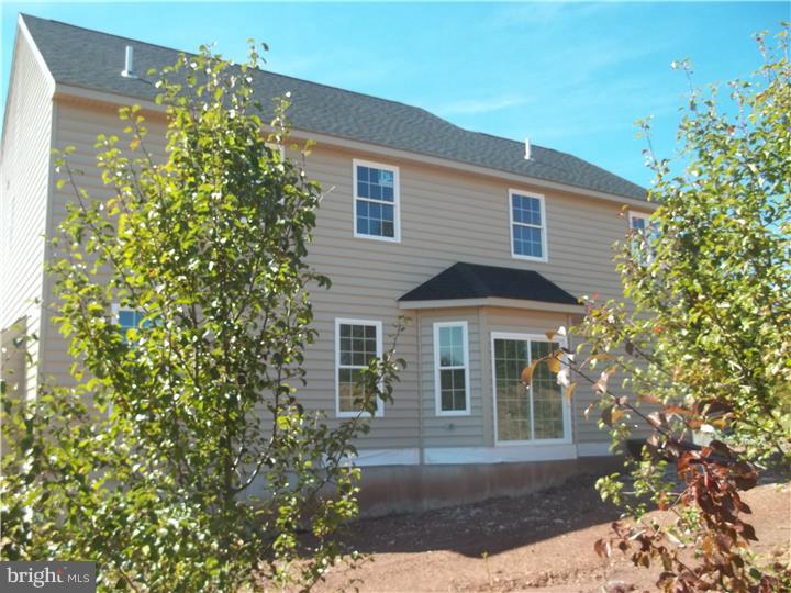 547 Hoffman Road Harleysville, PA 19438 - Photo 3 of 10 Gallery Image 3