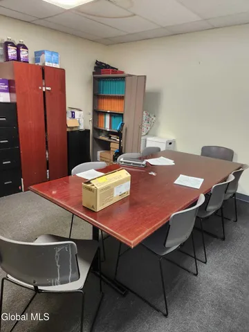 $12 | 743 Columbia Turnpike, Unit 4, East Greenbush, NY 12061