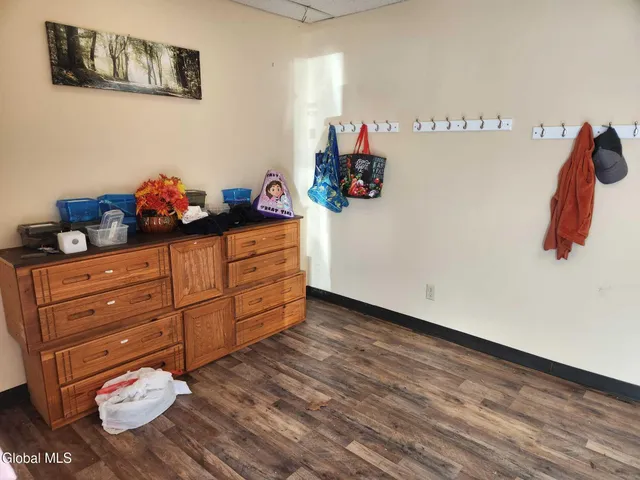 $12 | 743 Columbia Turnpike, Unit 4, East Greenbush, NY 12061