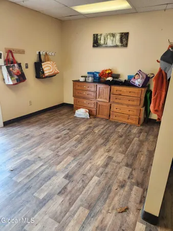 $12 | 743 Columbia Turnpike, Unit 4, East Greenbush, NY 12061