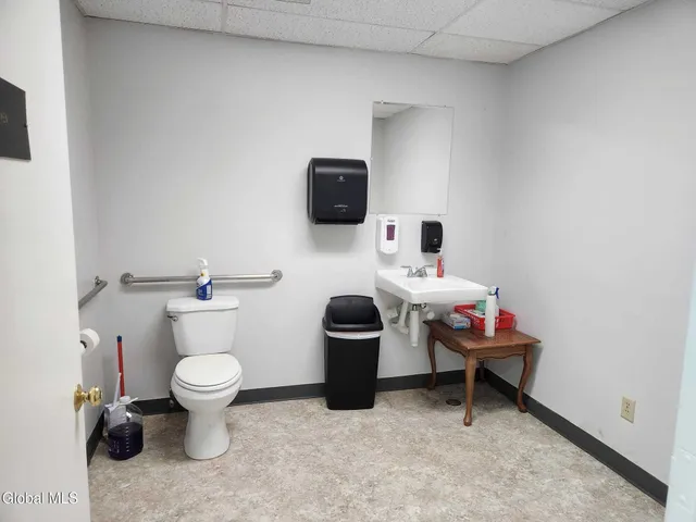 $12 | 743 Columbia Turnpike, Unit 4, East Greenbush, NY 12061