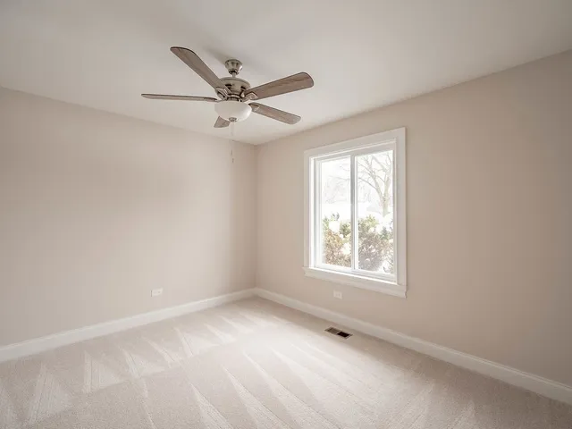 $299,900 | 906 Natoma Court, Joliet, IL 60431