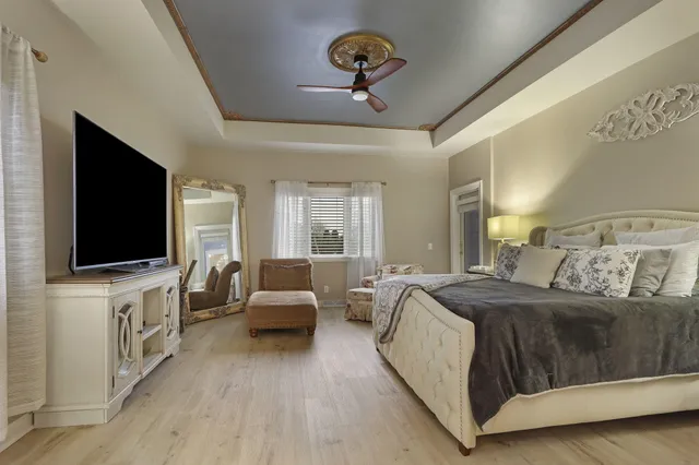 $769,900 | 3223 13th Place, Kenosha, WI 53144