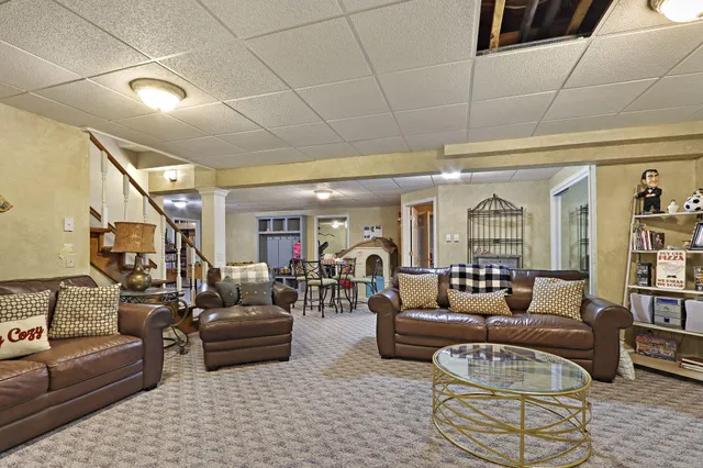 $769,900 | 3223 13th Place, Kenosha, WI 53144