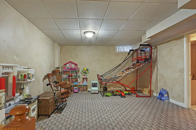 $769,900 | 3223 13th Place, Kenosha, WI 53144