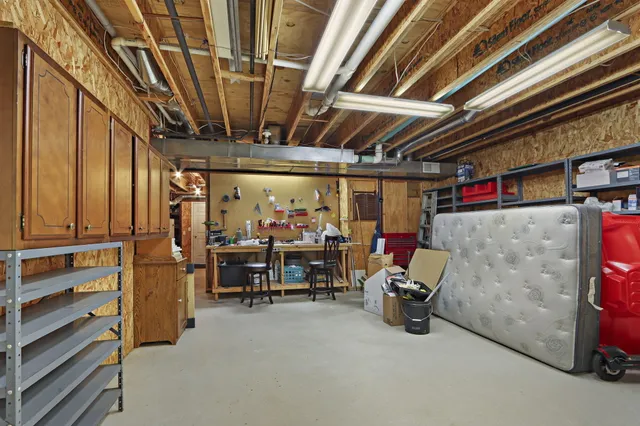 $769,900 | 3223 13th Place, Kenosha, WI 53144