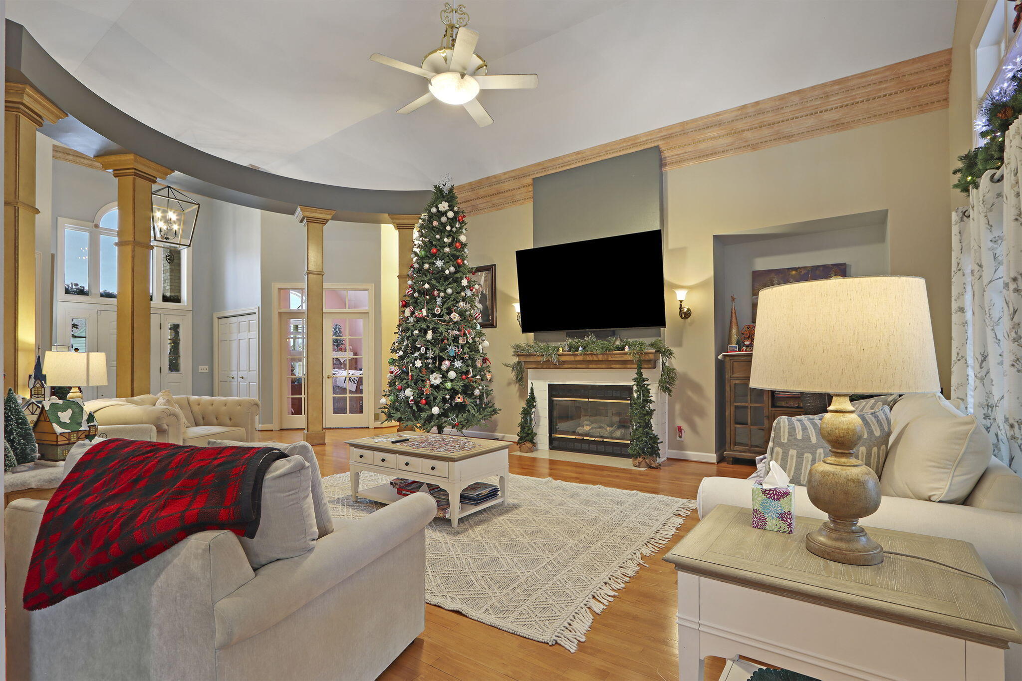 3223 13th Place Kenosha, WI 53144 - Photo 4 of 39 4-web-or-mls-3223 13th Pl - 10