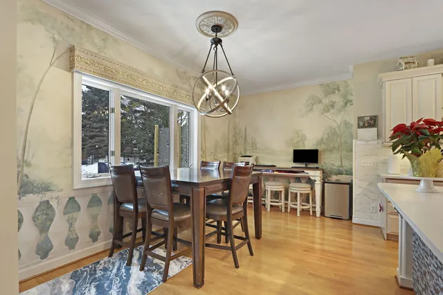 $769,900 | 3223 13th Place, Kenosha, WI 53144