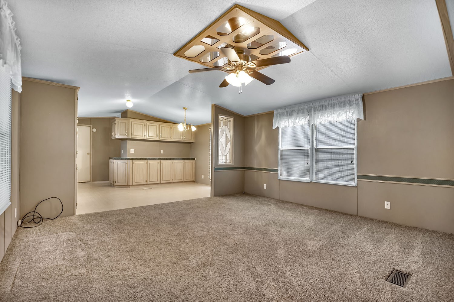 5397 Highway 21 Nacogdoches, TX 75964 - Photo 15 of 39