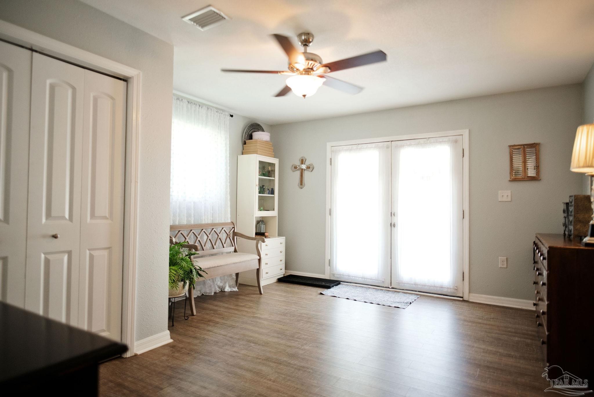 2001 Chavers Road Cantonment, FL 32533 - Photo 15 of 64