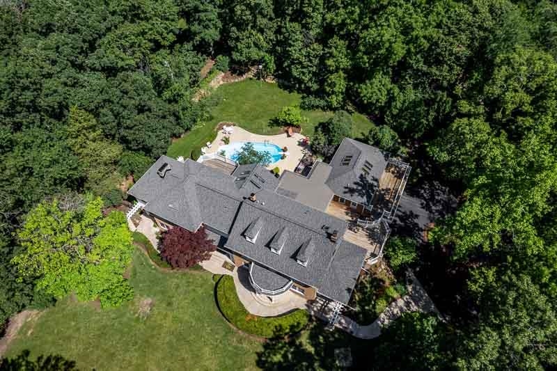2716 Spring Creek Road Rockford, IL 61107 - Photo 72 of 76 an aerial view of a house with a yard