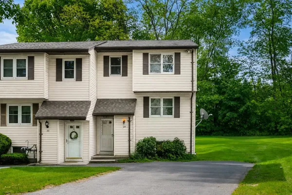$315,000 | 29 Jefferey Lane, Unit 29, Haverhill, MA 01832
