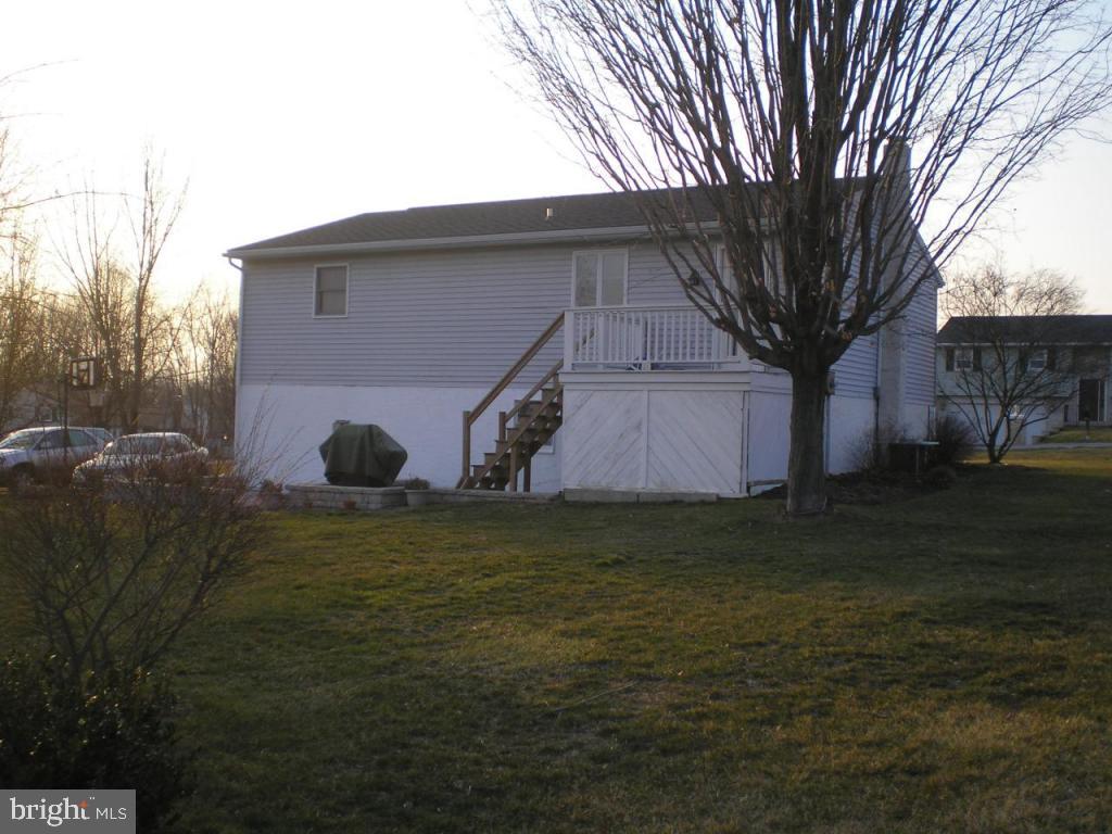 308 Glen View Circle Lititz, PA 17543 - Photo 13 of 14