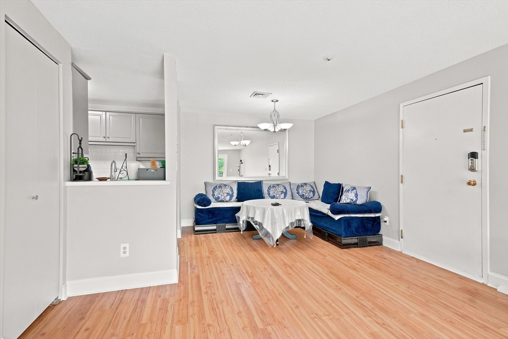 15 Bower Road, Unit F5 Quincy, MA 02169 - Photo 8 of 18