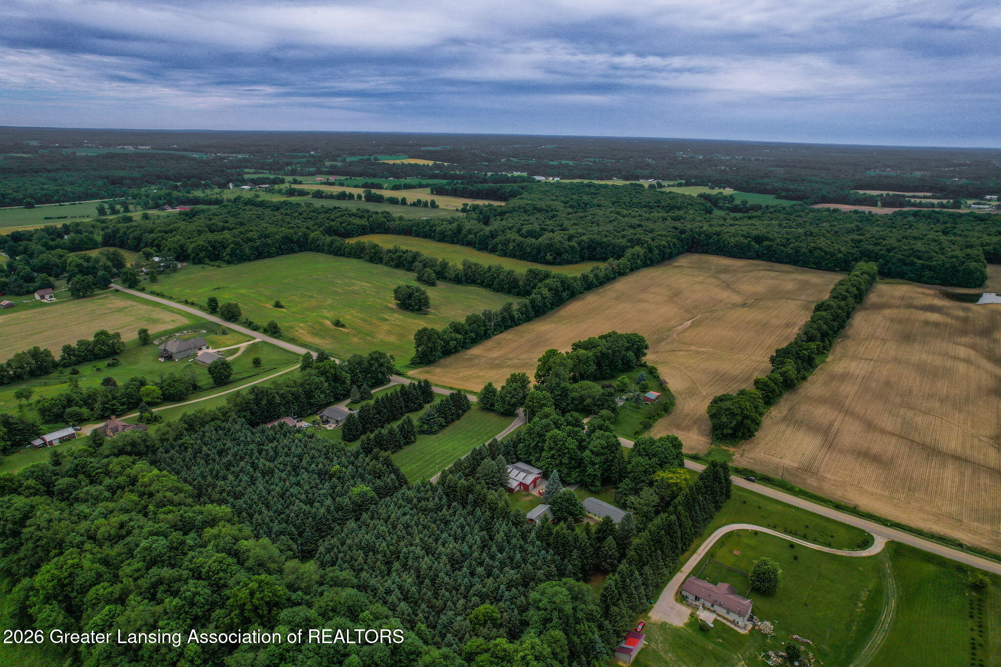916 North Ainger Road Charlotte, MI 48813 - Photo 8 of 43 8-web-or-mls-dji_fly_20260624_095114_388