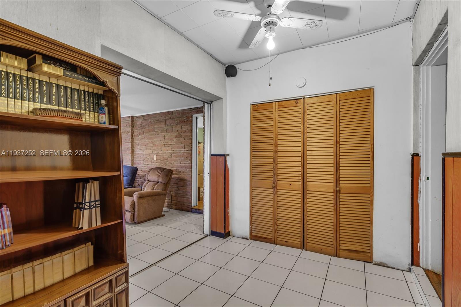 1941 Southwest 18th Street Miami, FL 33145 - Photo 15 of 31 Flex room