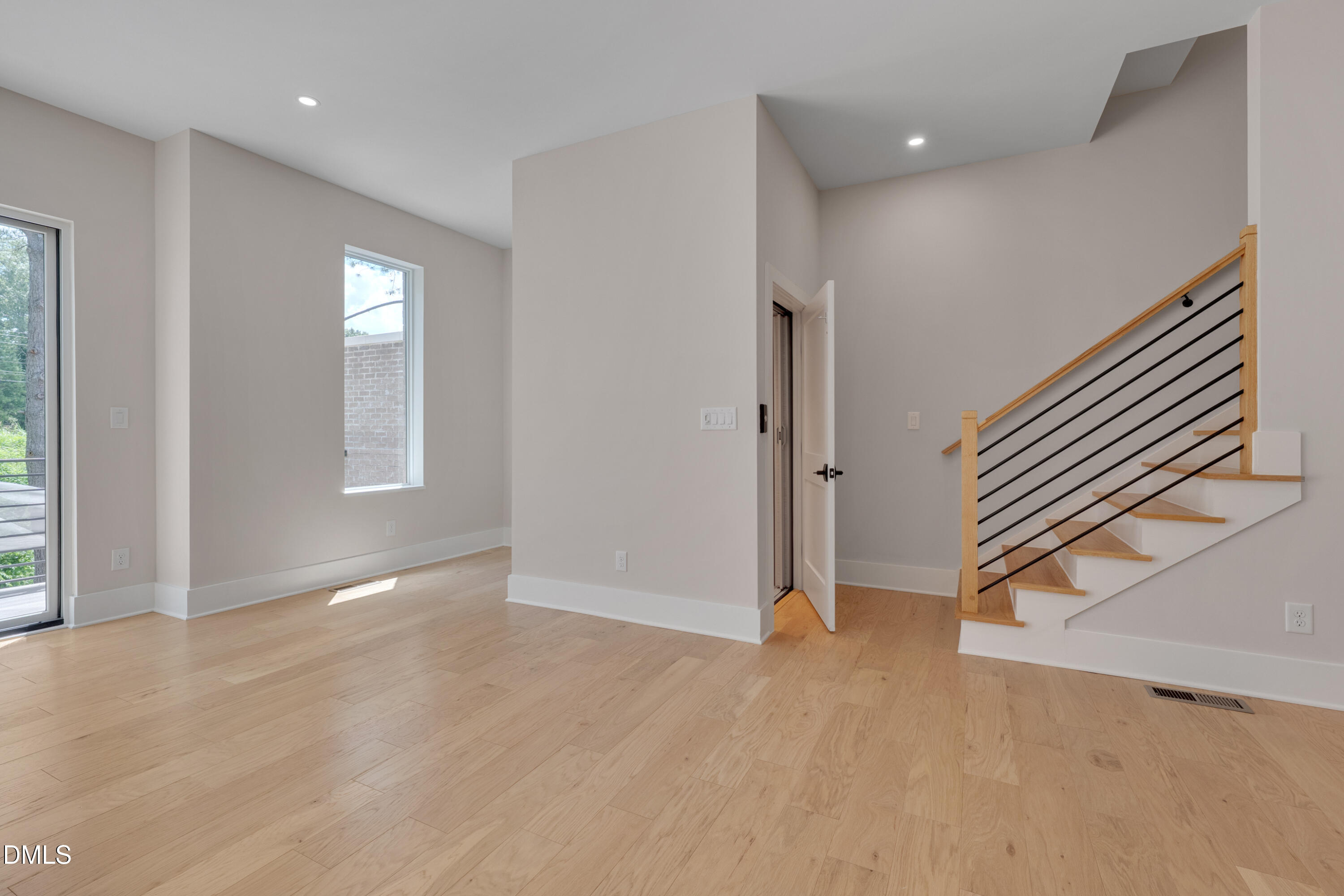 1012 Manor Way Durham, NC 27701 - Photo 14 of 41 51-Terraces July 2025 Interior-30